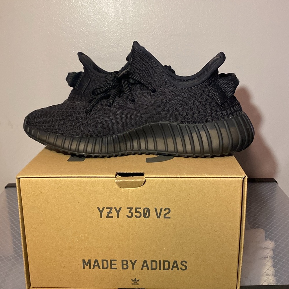 Reselling - Picture 3 of 5